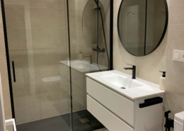 Reforma de baños (diversas localizaciones) Reforma de baños (diversas localizaciones)
